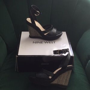 Nine West FunOne Black/ivory espadrille
